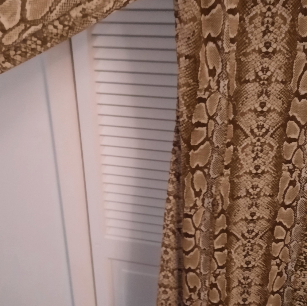 PYTHON PRINT DRESS W/LINING - Picture 3 of 5